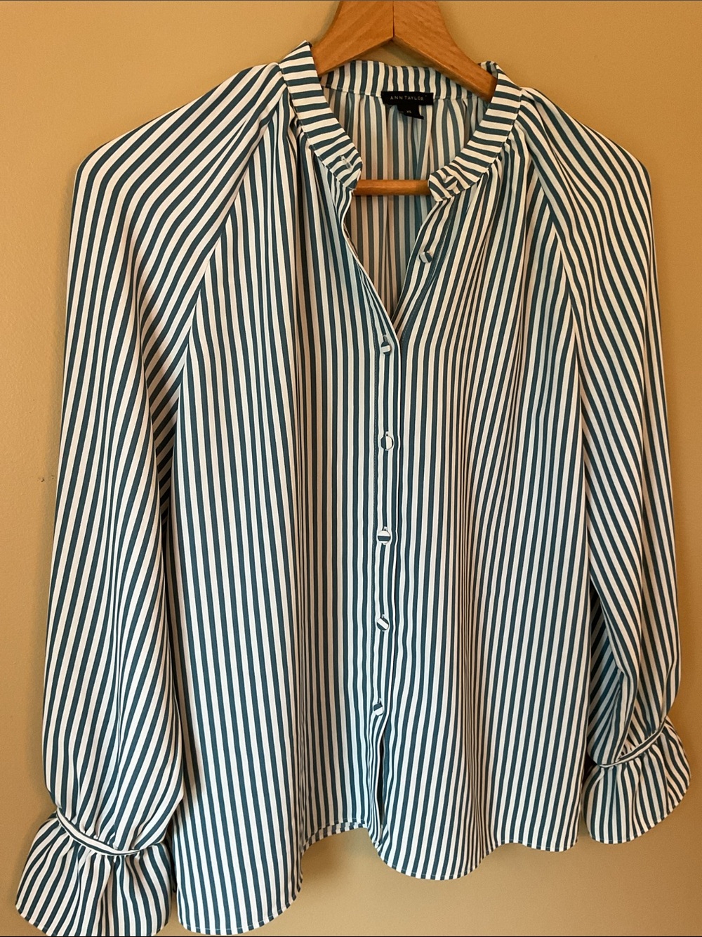 Ann Taylor Teal & White Vertical Striped Blouse with Ruffled Cuff Size XS